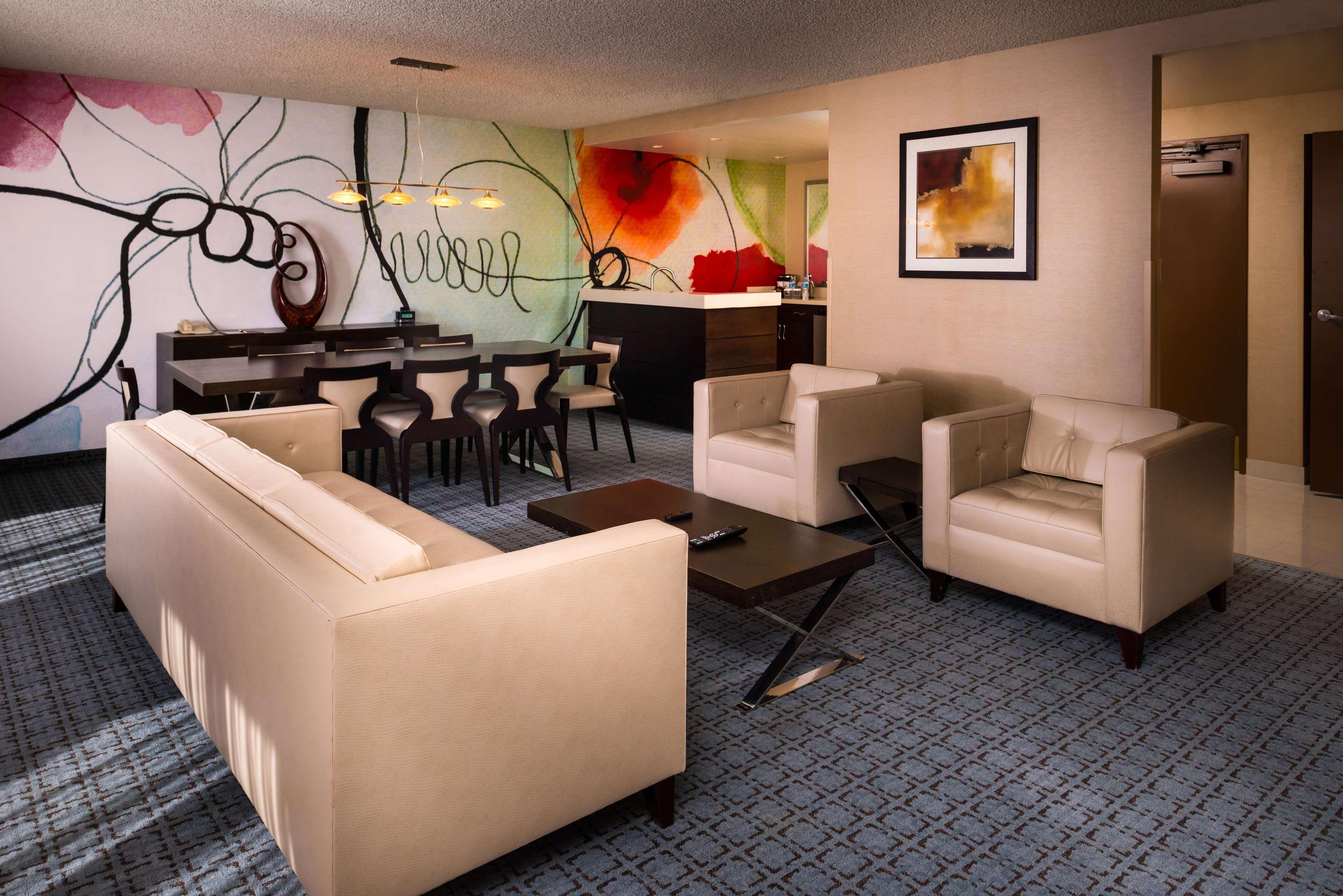 Doubletree By Hilton Whittier Hotel Eksteriør billede