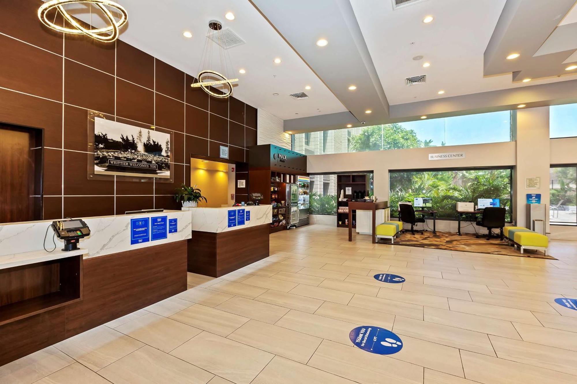 Doubletree By Hilton Whittier Hotel Eksteriør billede