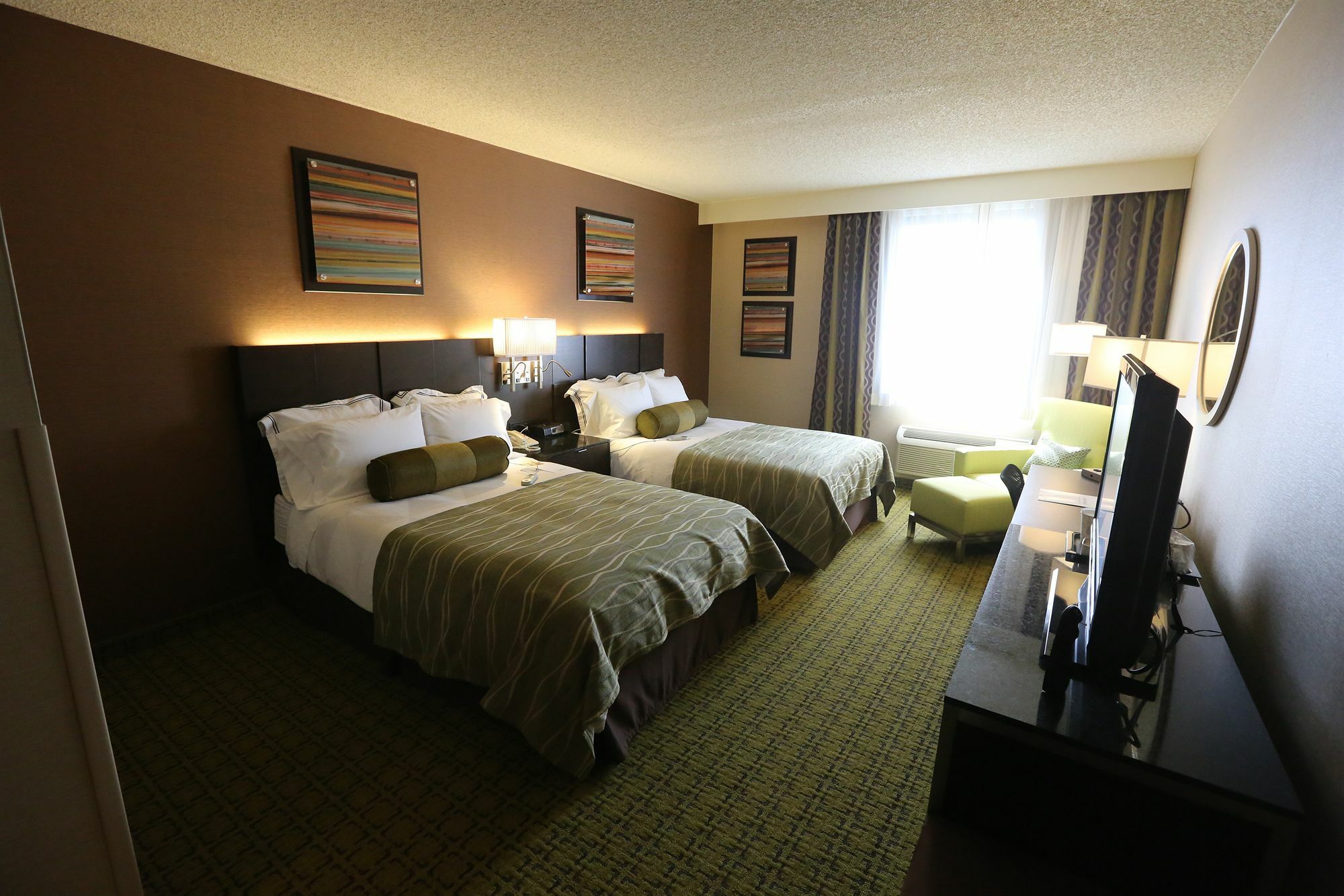 Doubletree By Hilton Whittier Hotel Eksteriør billede